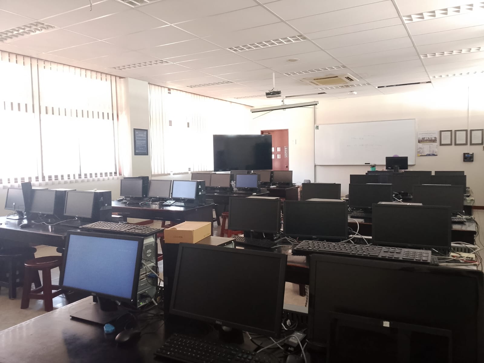 Lab Jaringan Komputer